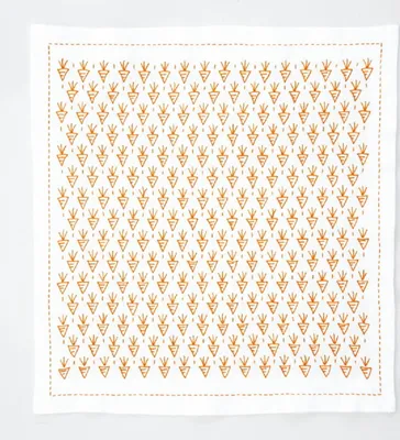 Produktbild von Olympus Hitomezashi Sashiko Stickpackung "Hana Fukin Vegitables", Stoff bedruckt, 34x34cm, Original aus Japan