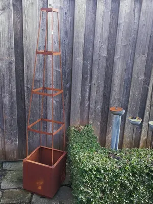 Produktbild von Edelrost Pflanzturm Martin