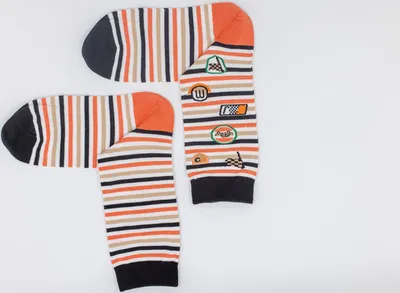 Produktbild von MEGAGROUP 2 Paar Casual Socken Stricksocken Größe 40-44 orange und schwarz