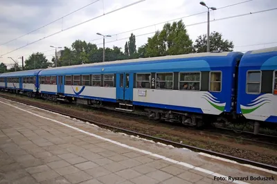 Produktbild von 2er-Set Wagen 120A PR, Woiwodschaft Ermland-Masuren PIKO 28322