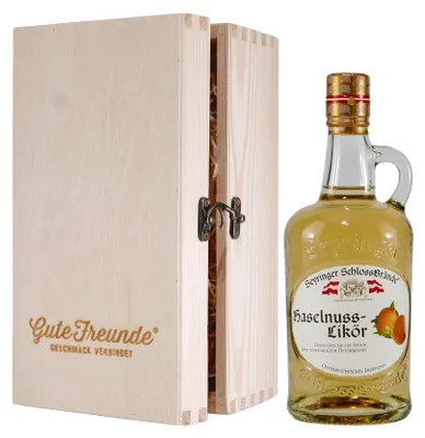 Produktbild von Seyringer Schlossbrände Haselnusslikör mit Geschenk-HK