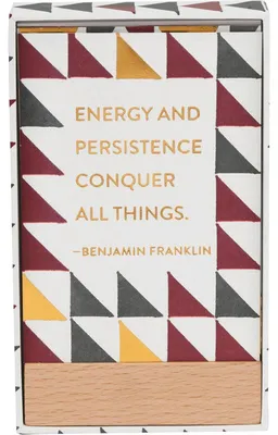 Image de Citations sur le bureau de style Mid-Century Modern