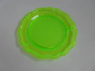 Produktbild von 6 wiederverwendbare Tisch-/Getränkeuntersetzer für Flaschen und Gläser, transparent grün, Ø 10 cm
