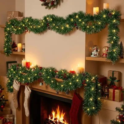 Immagine prodotto di Ghirlanda natalizia 6 m verde e bianca con bacche rosse, decorazioni dorate e glitter – interno/esterno — 4 pezzi