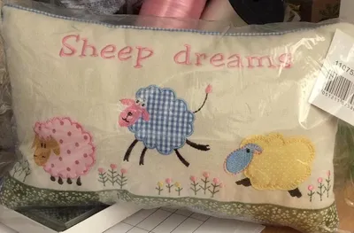 Produktbild von Zierkissen "Sheep Dreams" mit Innenpolster