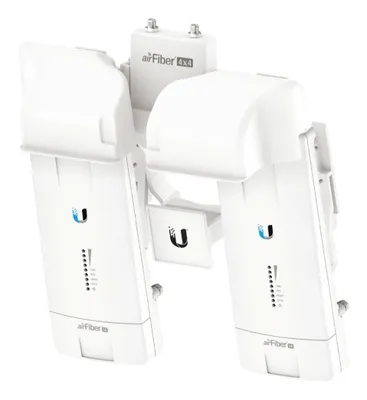 Zdjęcie produktu dla UBIQUITI NETWORKS airFiber Multiplexer 4x4