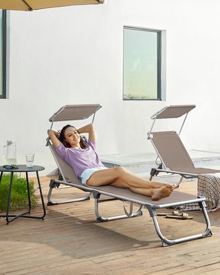 SONGMICS 2 ks zahradní lehátko, skládací 193 x 55 x 31 cm, nastavitelné, taupe barva