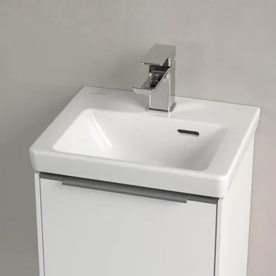 Zdjęcie produktu dla Umywalka nablatowa Villeroy & Boch Subway 3.0, 37 cm, z jednym otworem na kran, z przelewem