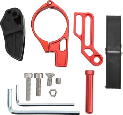 Imagen del producto de Protector de cadena para bicicleta de montaña universal Lebycle, deflectores de aleación de aluminio, color rojo
