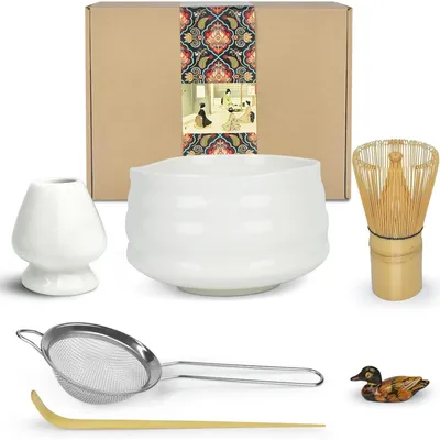 Zdjęcie produktu dla Zestaw do ceremonii parzenia Matcha – tradycyjna miska, trzepaczka, łyżeczka do herbaty, sitko do proszku – zestaw do parzenia Usucha, Koicha i Matcha. Kolor: biały