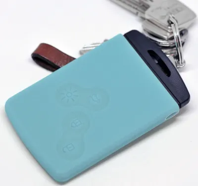 Produktbild von Auto Schlüssel Hülle Silikon Schutz Cover Fluoreszierend Blau kompatibel mit Renault Captur Clio Grand Scenic ZOE Schlüsselkarte 4 Tasten KEYLESS SMARTKEY