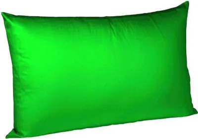 Produktbild von Fleuresse Mako-Satin-Kissenbezug uni colour, Farbe 7048 grasgrün, Größe 50x70 cm