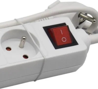 Zdjęcie produktu dla Listwa z gniazdami domowymi - GAO - 6 gniazd - z wyłącznikiem, kabel 1,4 m, blokada przed dziećmi