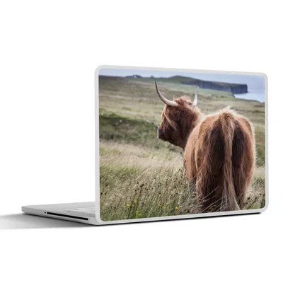 Produktbild von MuchoWow® Laptop Aufkleber Sticker Cover Schottische Highlander - Natur - Meer 40x30 cm - Laptop Dekoration - Selbstklebend