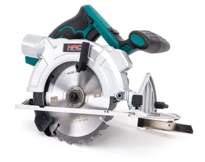 Imagen del producto de Sierra circular inalámbrica de 20V, 165mm, sin batería ni cargador