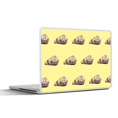 Produktbild von MuchoWow® Laptop Aufkleber Sticker Cover Muscheln - Muster - Gelb 40x30 cm - Laptop Dekoration - Selbstklebend