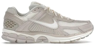 Produktbild von Nike Zoom Vomero 5 Light Orewood Brown - EU 47