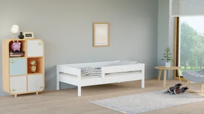 Produktbild von Kinderbett 'Hanni' 160x80 Kinderbett Hanni mit Rausfallschutz & Lattenrost weiß 80 x 160 für Mädchen und Jungen Massivholz Kiefer und MDF Möbelplatte, mit Matratzen, ohne Schubladen