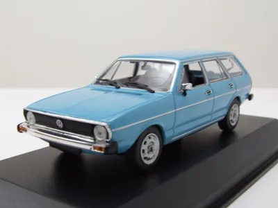 Produktbild von Maxichamps 940054210 VW Passat Variant Kombi 1975 blau 1:43