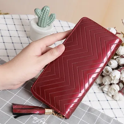 Zdjęcie produktu dla Elegancki Portfel Damski Candy Bordo - Pojemny i Stylowy KP12498