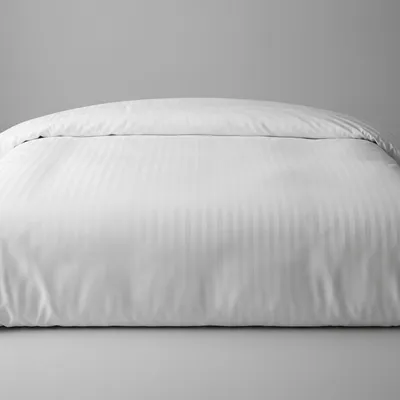 Produktbild von Hotelbettwäsche 100% Baumwolle Damast Streifen 20 mm Weiß 135x200cm