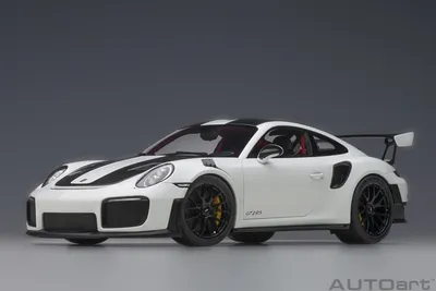 Produktbild von Autoart 78171 Porsche 911 (991.2) GT2 RS Weissach Package 2017 weiß 1:18