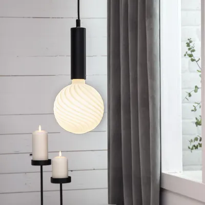 Produktbild von E27 Lampenaufhängung ,Glans', Basis für dekorative Leuchtmittel, Metall, schwarz, 350cm