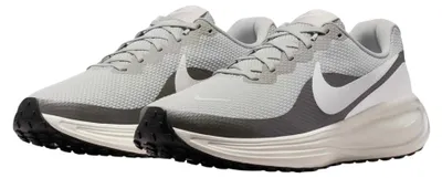 Produktbild von Nike Revolution 8 Laufschuhe Herren