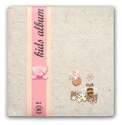 Produktbild von Kinderalbum Natur 22x22 cm mit 3D-Applikation, 60 Seiten und Pergamin-Zwischenblättern