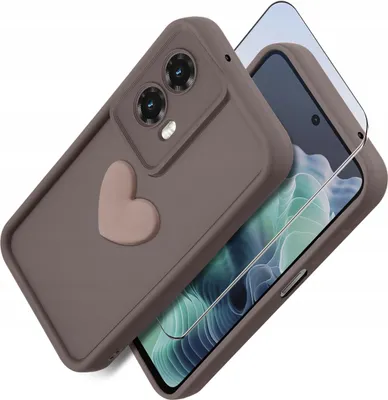 Productafbeelding van Siliconen hoesje voor de Motorola Moto G35 5G, mat oppervlak, met hartmotief + screenprotector