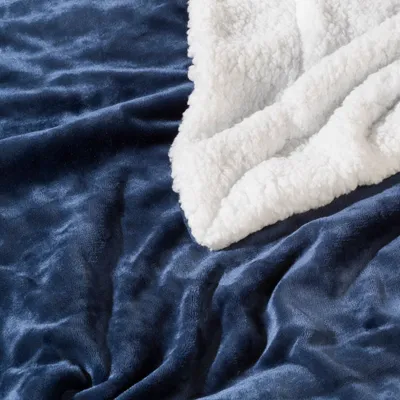 Produktbild von WOHNWOHL® Flauschige Sherpa Kuscheldecke - Wohndecke - super weiche Fleecedecke als Sofaüberwurf - versch. Farben und Größen, Größe:130 x 170 cm, Farben:Grau