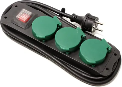 Produktbild von IP44-Steckdosenleiste für den Außenbereich, 3 Schuko-Steckdosen, 16A, 250V – mit Schalter und 1,5 m Kabel