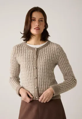 Produktbild von More & More Two-Color-Cardigan with Structure, structure cable 2260 2260 42