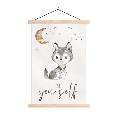 Produktbild von MuchoWow® Textilposter Sprichwörter - Wolf - Sei du selbst - Kinder - Jungen - Mädchen - Aquarell 120x180 cm mit holzfarbenen Rahmen - Textil-Plakat