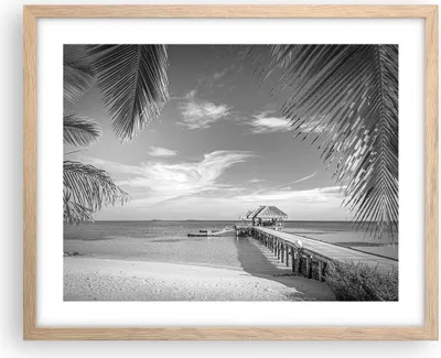 Produktbild von Gerahmtes Poster - Rahmen in heller Eiche - Himmlisch Strand Monochrom - 50x40 cm - Wand Bild - Wanddeko - Wandbilder - Kunstposter - Wandposter - Bilderrahmen - Bilder - Kunstdruck - P2NAA50x40-4750