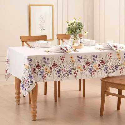 Immagine prodotto di Elegante set di tovaglie in 100% poliestere