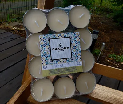 Produktbild von Candra Candle Teelichter Vanilla, 24 Stück