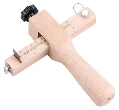Productafbeelding van Handwerkset hout - Verstelbare snijgereedschap voor riemen - Leder snijgereedschap - 5 messen - Snijbreedte 0-10 cm - Snijmessen