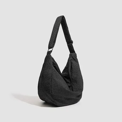 Image de Petit sac à main noir pour femme