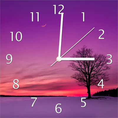 Produktbild von Wallario Design Wanduhr Mond und Baum am Abend bei Schnee aus Echtglas, Größe 30 x 30 cm