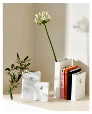 Produktbild von Vase Naturgeschichten mit elegantem Design in Buchform
