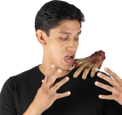Produktbild von Blutige Zombie Hand als Schulterclip - Kostümzubehör