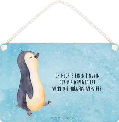 Produktbild von Mr. & Mrs. Panda Schild Pinguin marschieren DIN A5 - Eisblau - Geschenk, holzbild, Spazieren, Holzschild, Pinguine, Türschild, Unausgeschlafen, Dekoschild, Aufstehen