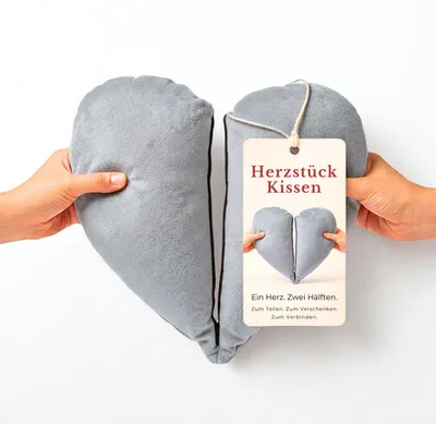 Produktbild von HERZSTÜCK – Kleine Nähe | Herzkissen zum Teilen | Romantisches Geschenk für Paare & Fernbeziehung | Grau