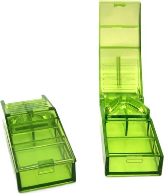 Produktbild von Tablettenteiler - Pillenschneider, 2 Stück in Grün - transparent, mit Fach,
