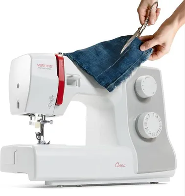 Productafbeelding van Anna vrije arm naaimachine met voetpedaal – 32 steken, automatische draadinstelling, automatische draadafkap, LED-naailamp, instelbare steeklengte en steekbreedte
