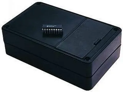 Obrázok produktu pre Donau Elektronik G02B PVC kryt s priehradkou na batérie pre 4 batérie Mignon