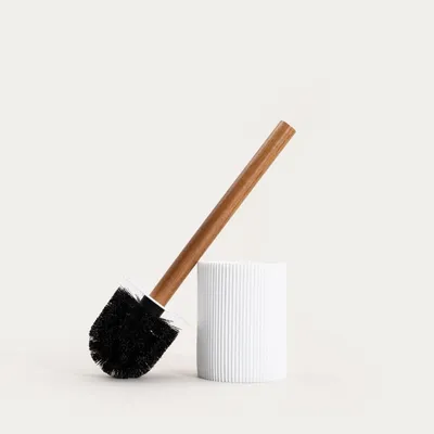 Obrázok produktu pre HOMLA ARWYN toaletná kefa s rukoväťou z akácie 9,6 x 9,6 x 37,5 cm