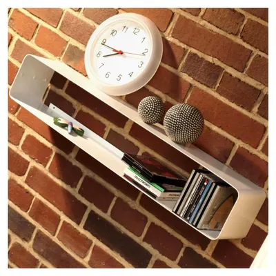 Produktbild von Lounge Design CD-Regal Cube | 80 cm, lackiertes Metall | Retro Wandboard, Stil der 60er und 70er Jahre, CD Aufbewahrung, Wandregal | Farbe: weiß