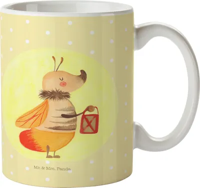 Produktbild von Mr. & Mrs. Panda Kaffeetasse Glühwürmchen - Gelb Pastell - Geschenk, Teetasse, Liebesspruch, Lieblingsmensch, Gute Laune, cappuccinotasse, Geschenktasse, Leuchten, Tasse